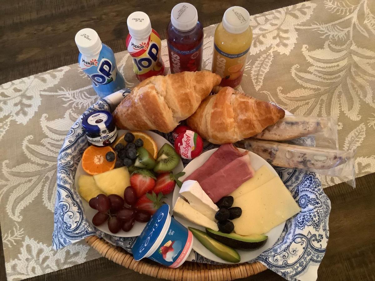 Summer Solstice Bed & Breakfast Niagara-on-the-Lake Екстер'єр фото