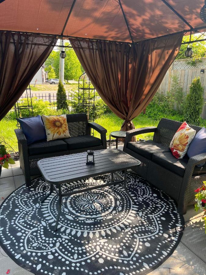 Summer Solstice Bed & Breakfast Niagara-on-the-Lake Екстер'єр фото